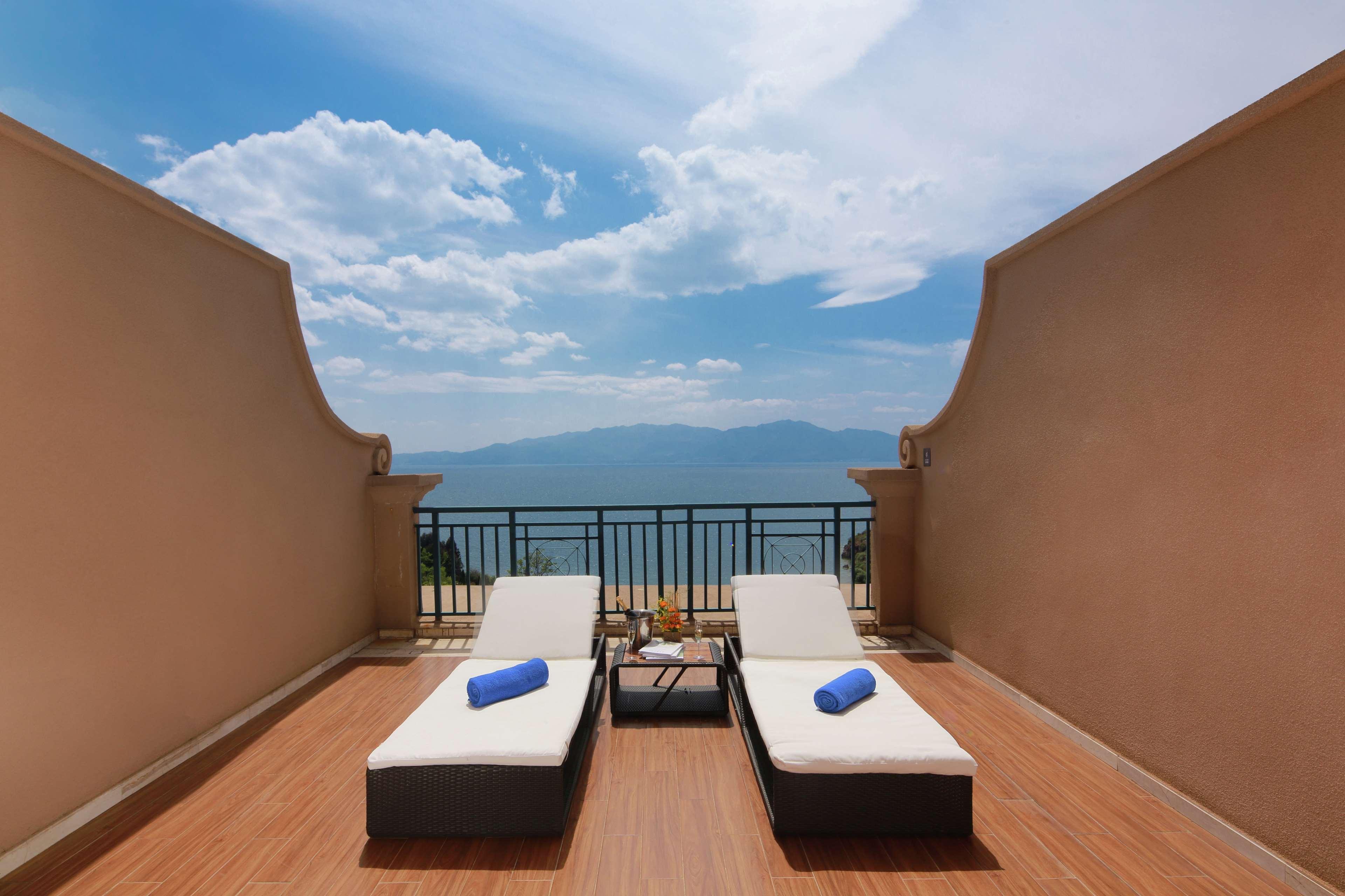 Hilton Yuxi Fuxian Lake Chengjiang  Dış mekan fotoğraf