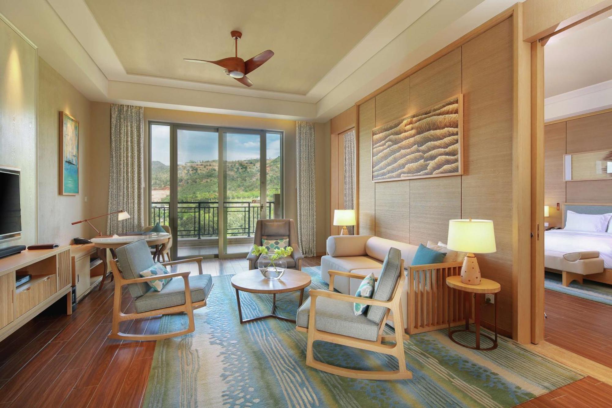Hilton Yuxi Fuxian Lake Chengjiang  Dış mekan fotoğraf